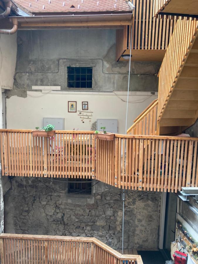 Gite Urbain Au 2Bis - آنسي المظهر الخارجي الصورة